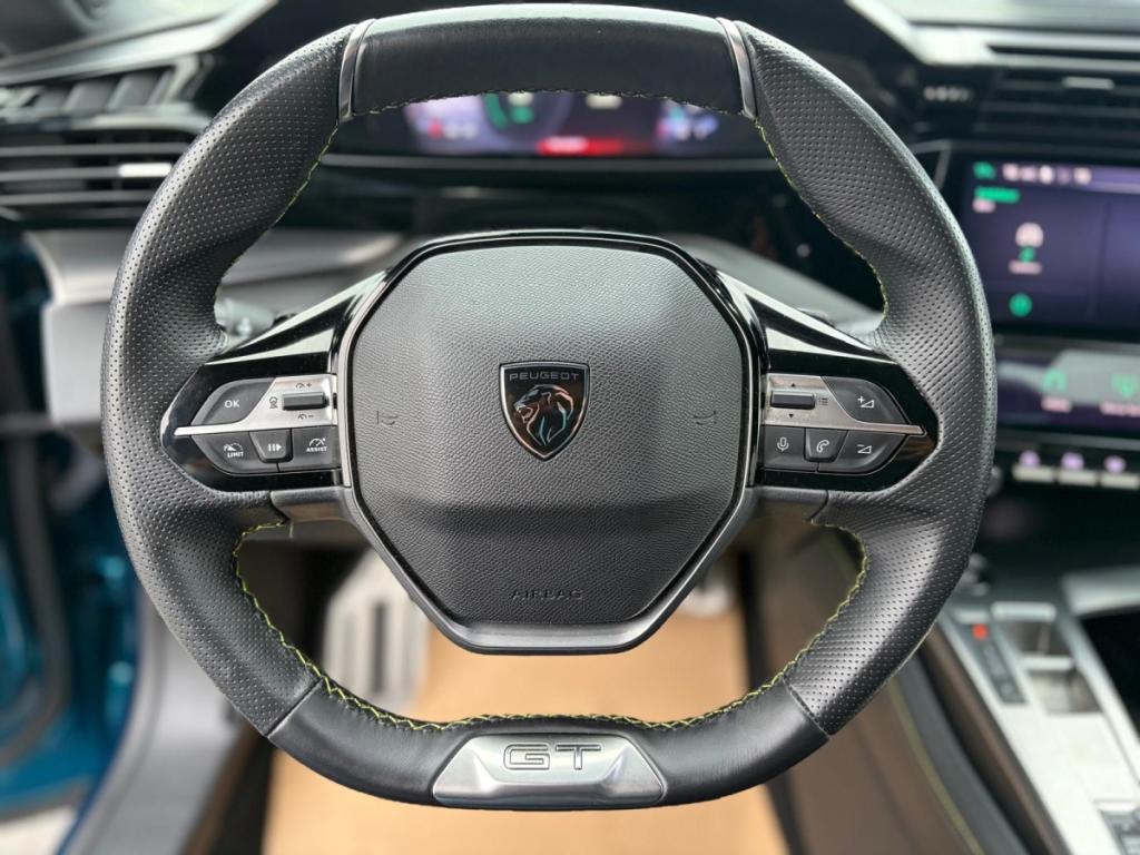 Peugeot 408 PureTech 130 EAT8 GT