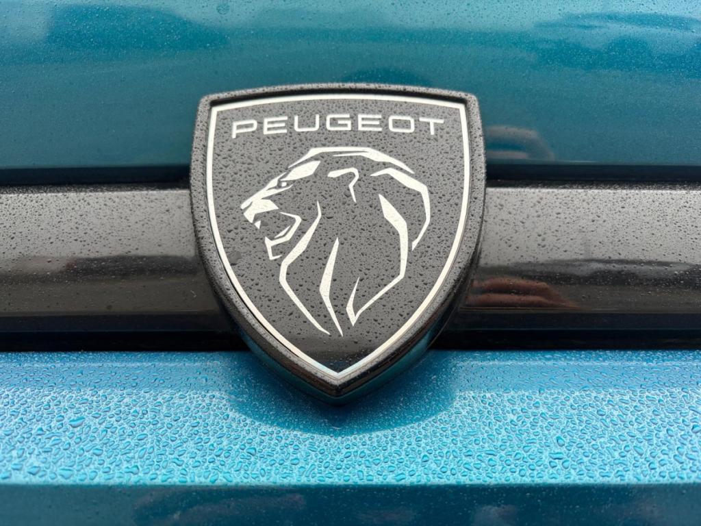Peugeot 408 PureTech 130 EAT8 GT