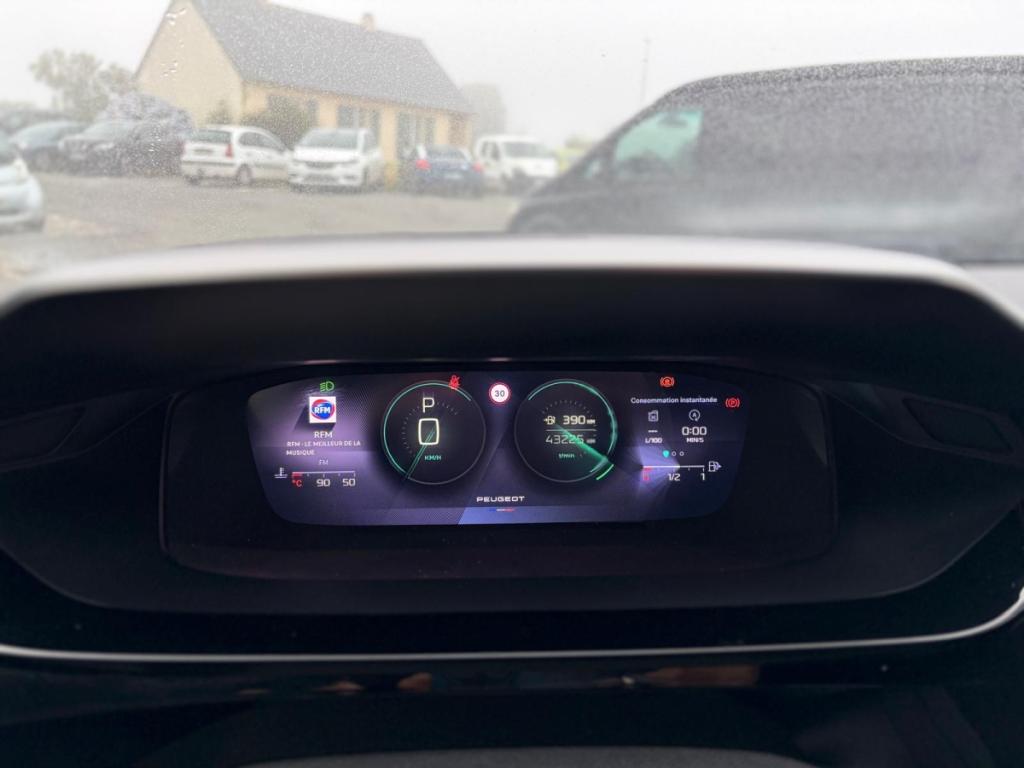 Peugeot 408 PureTech 130 EAT8 GT