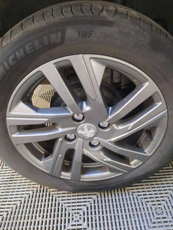 Peugeot 208 (2) PureTech 75 S&S Active Pack