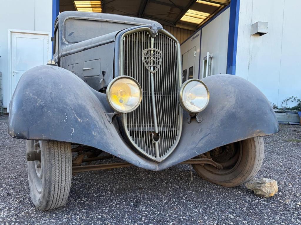 Peugeot 205 PEUGEOT 201 ANNEE 1935 A RESTAURER